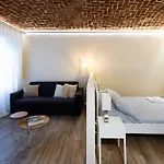 Monolocale Moderno E Porta Susa Vittorio アパート