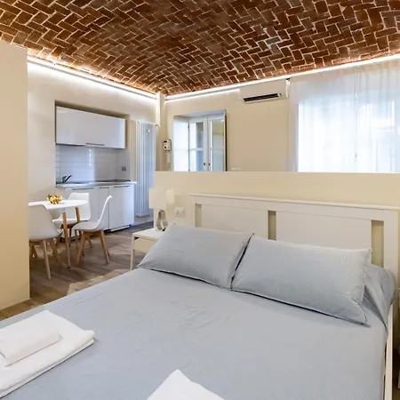 アパート Monolocale Moderno E Porta Susa Vittorio トリノ